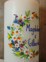 Hochzeitskerze Alexandra mit Blumenkranz