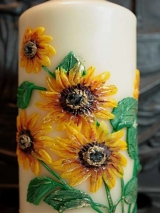 Erinnerungskerze Kora mit Sonnenblumen